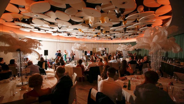 Flowers-Live-Wedding-Band-Crowd