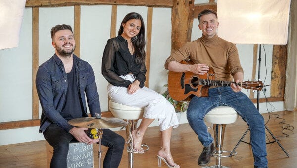 Cadence-Acoustic-Duo-For-Hire-Trio
