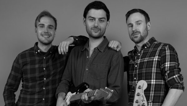 Party-Days-Rock-And-Pop-Wedding-Band-For-Hire-B&W