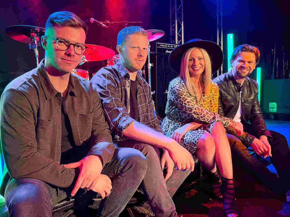 Groove-Eternal-Wedding-Music-Band-For-Hire-Stage
